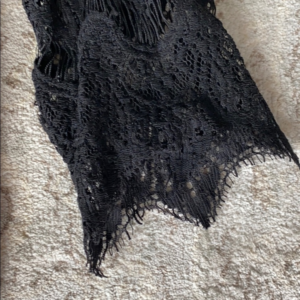 Lace top - Picture 3 of 6